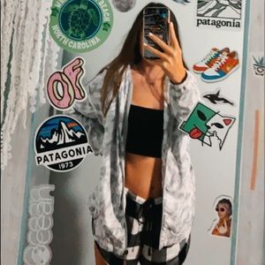 new balance wind breaker